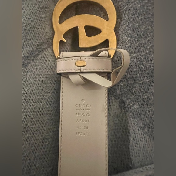 GUCCI LEATHER BELT WITH DOUBLE G BUCKLE